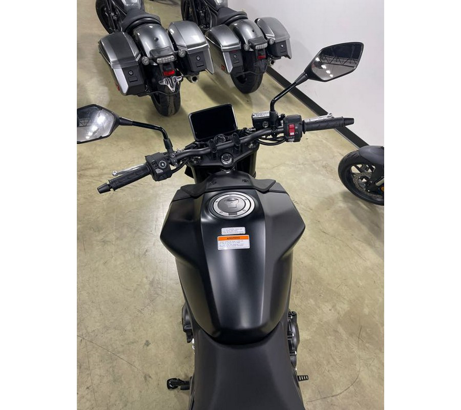 2025 Honda CB750 Hornet Base