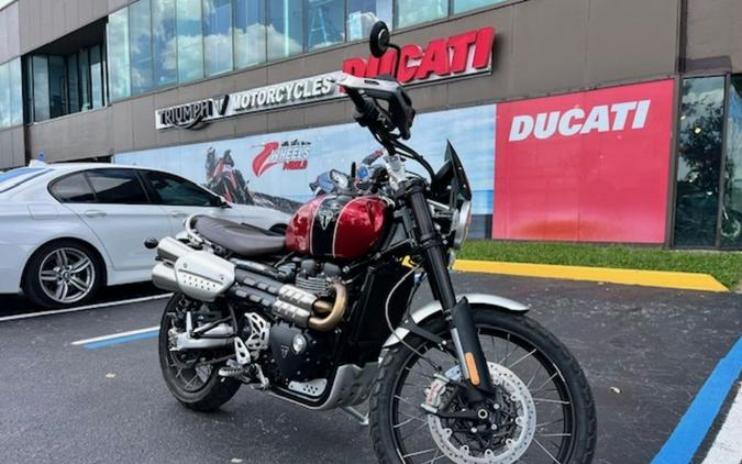 2023 Triumph Scrambler 1200 XC Carnival Red / Jet Black