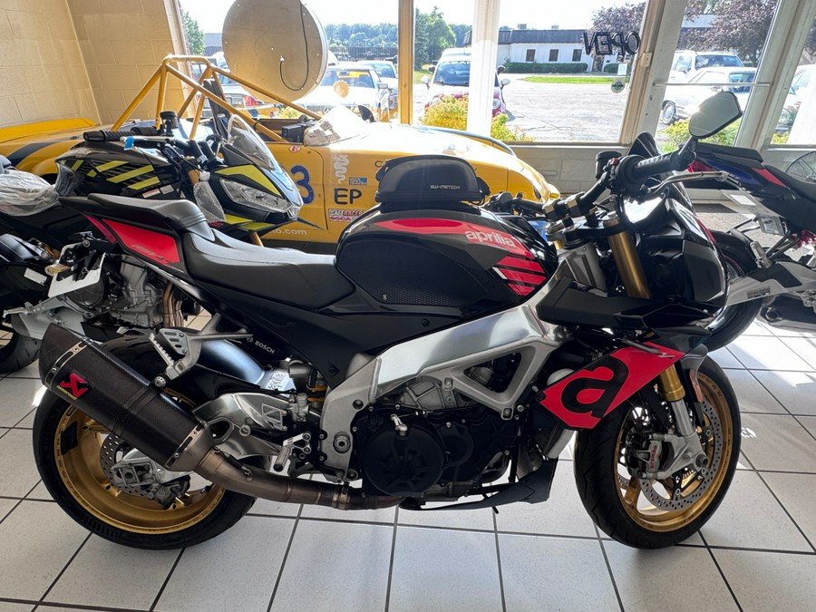 2017 APRILIA Tuono V4 1100RR