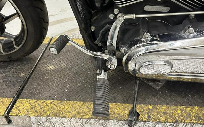 2019 Harley-Davidson® FLSB - Softail® Sport Glide®