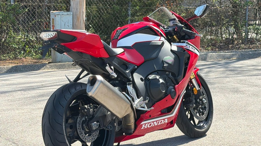 2021 Honda CBR1000RR Base