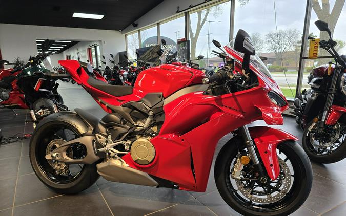 2026 Ducati Panigale V4