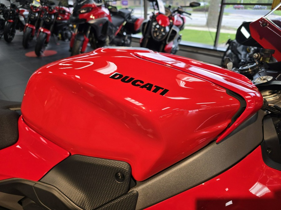 2026 Ducati Panigale V4