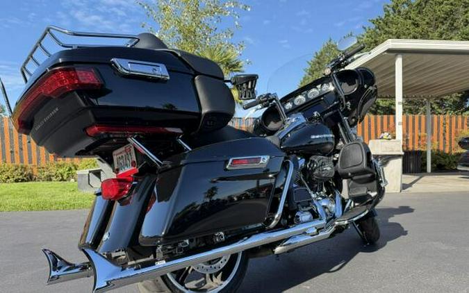 2020 Harley-Davidson Ultra Limited Vivid Black