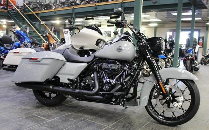 FLHRXS 2024 Road King Special