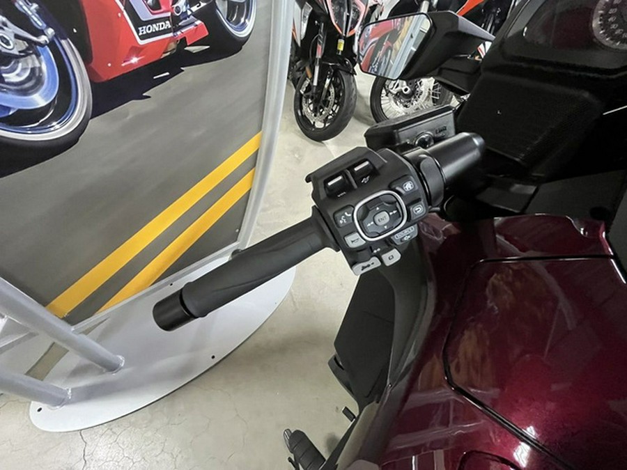 2025 Honda Gold Wing Tour 50Th Anniversary DCT