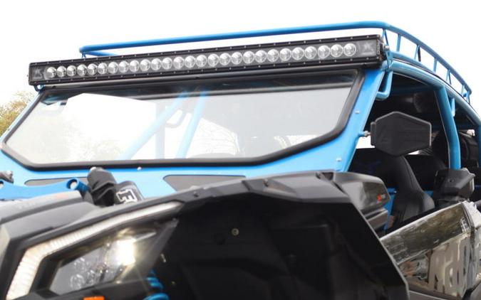 2017 Can-Am® Maverick™ X3 MAX X™ rs Turbo R Triple Black