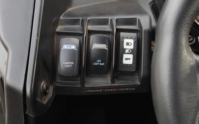 2017 Can-Am® Maverick™ X3 MAX X™ rs Turbo R Triple Black