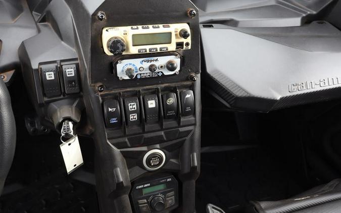 2017 Can-Am® Maverick™ X3 MAX X™ rs Turbo R Triple Black