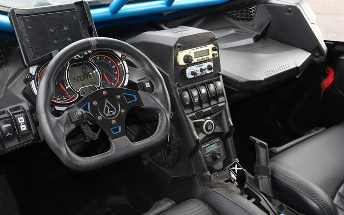 2017 Can-Am® Maverick™ X3 MAX X™ rs Turbo R Triple Black