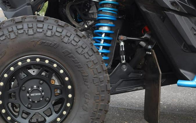 2017 Can-Am® Maverick™ X3 MAX X™ rs Turbo R Triple Black