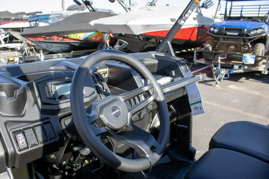 2026 CAN-AM DEFENDER HD7
