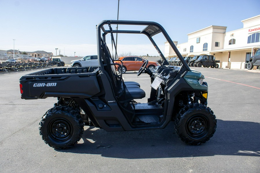 2026 CAN-AM DEFENDER HD7