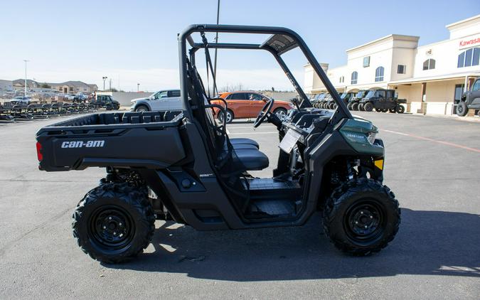 2026 CAN-AM DEFENDER HD7