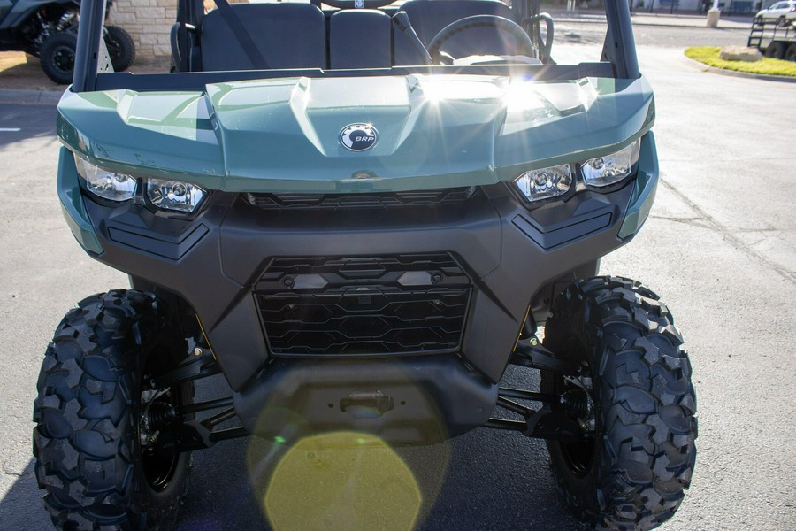 2026 CAN-AM DEFENDER HD7