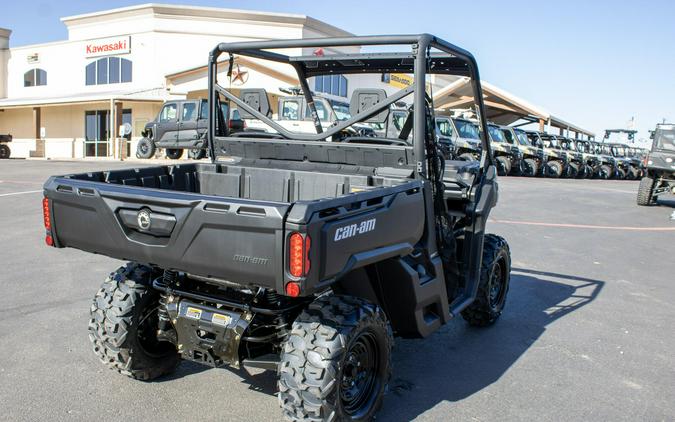 2026 CAN-AM DEFENDER HD7