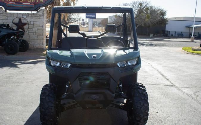 2026 CAN-AM DEFENDER HD7