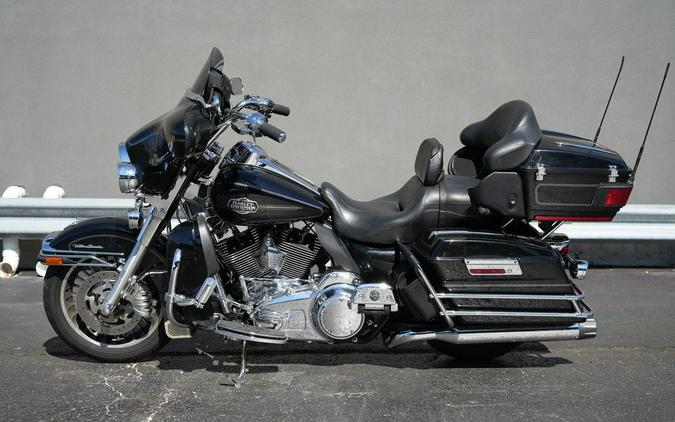 2011 Harley-Davidson FLHTCU - Ultra Classic Electra Glide