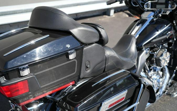 2011 Harley-Davidson FLHTCU - Ultra Classic Electra Glide