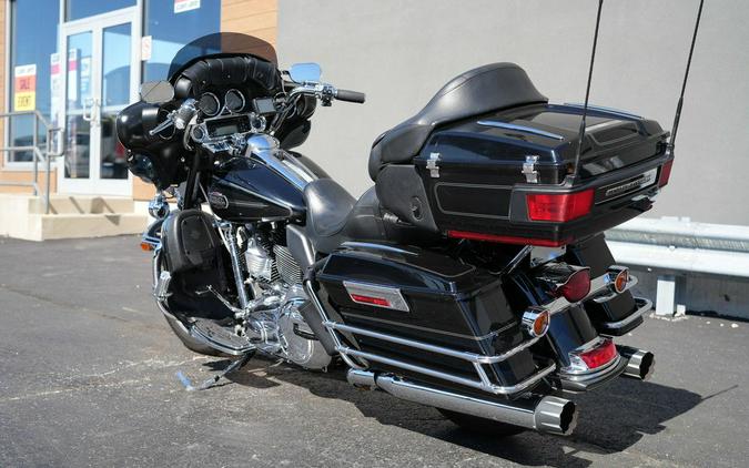 2011 Harley-Davidson FLHTCU - Ultra Classic Electra Glide
