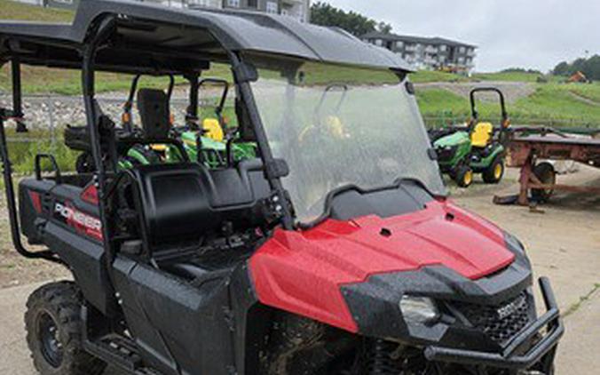 2025 Honda Pioneer 700-4