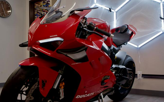2021 DUCATI Panigale V4 Base