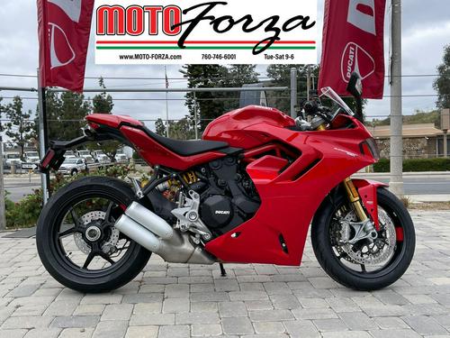 2021 Ducati SuperSport 950 S Review (13 Fast Facts For Sport-Touring)