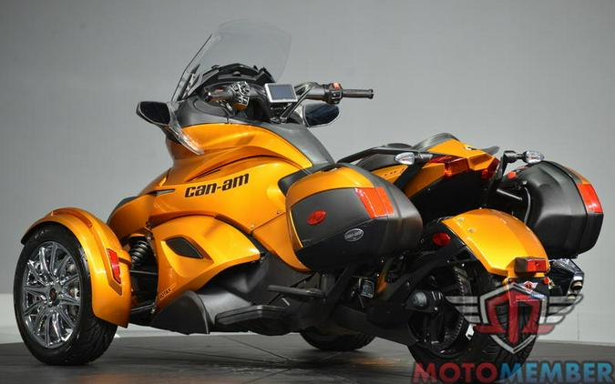2014 Can-Am® Spyder® ST Limited SE5