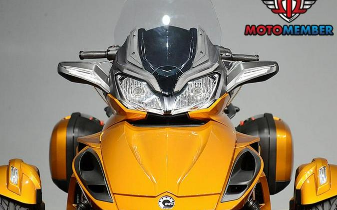 2014 Can-Am® Spyder® ST Limited SE5