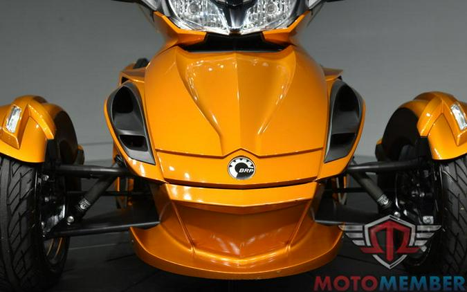 2014 Can-Am® Spyder® ST Limited SE5