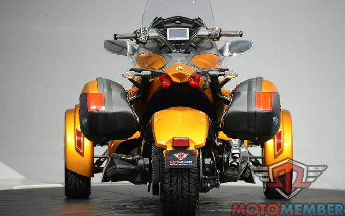 2014 Can-Am® Spyder® ST Limited SE5
