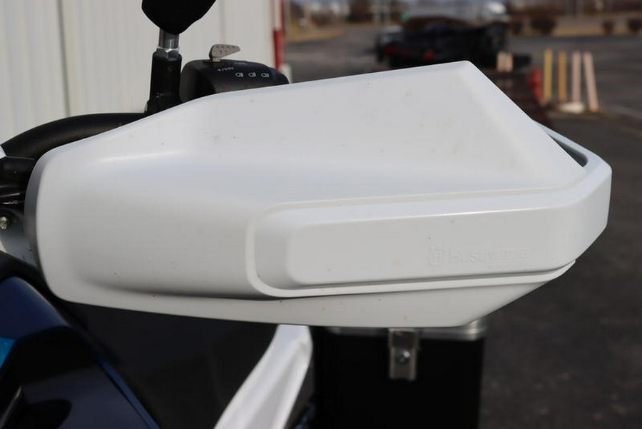 2023 Husqvarna® Norden 901 Expedition