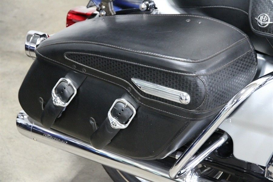 2010 HARLEY-DAVIDSON Road King Classic