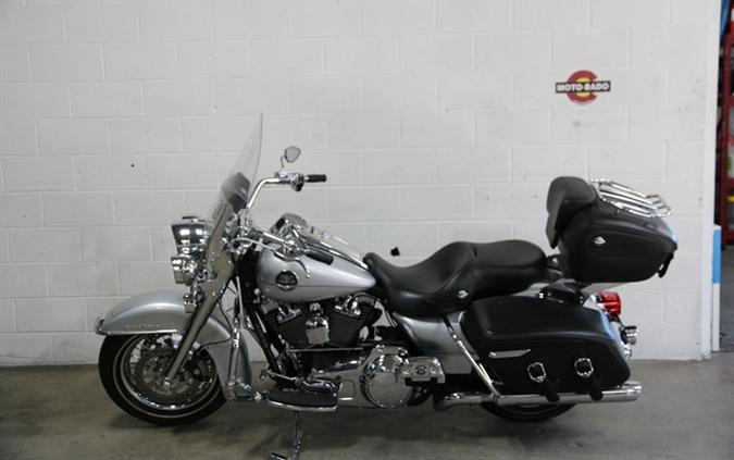 2010 HARLEY-DAVIDSON Road King Classic
