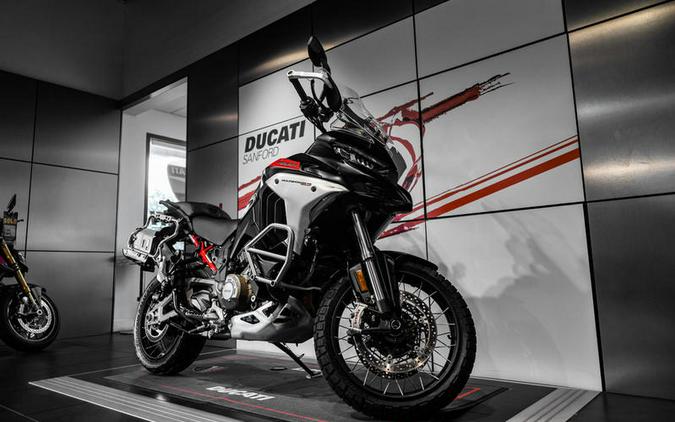 2023 Ducati Multistrada V4 Rally Brushed Aluminum & Matte Black