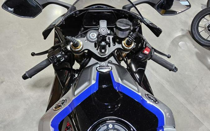 2022 Yamaha YZF-R1M
