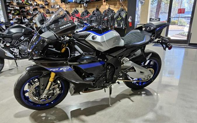 2022 Yamaha YZF-R1M