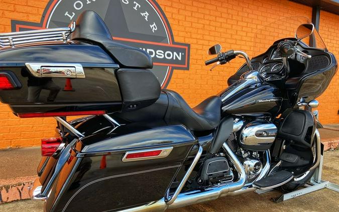 2017 Harley-Davidson® FLTRU - Road Glide® Ultra