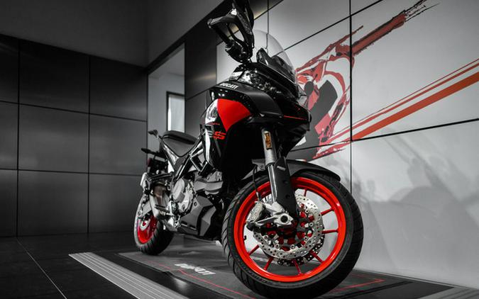 2024 Ducati Multistrada V2 S Black