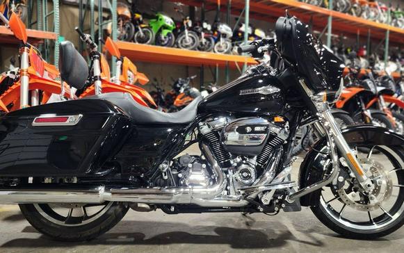 2023 Harley-Davidson® FLHX - Street Glide®