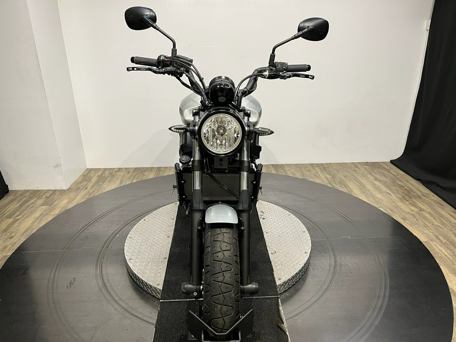 2018 Yamaha Motor Corp., USA XSR700