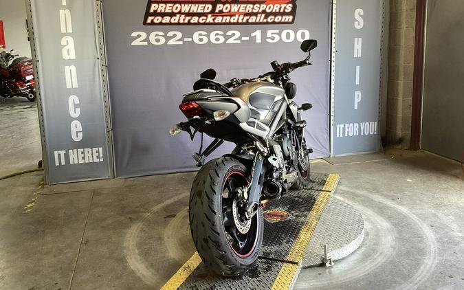 2021 Triumph Street Triple RS Silver Ice