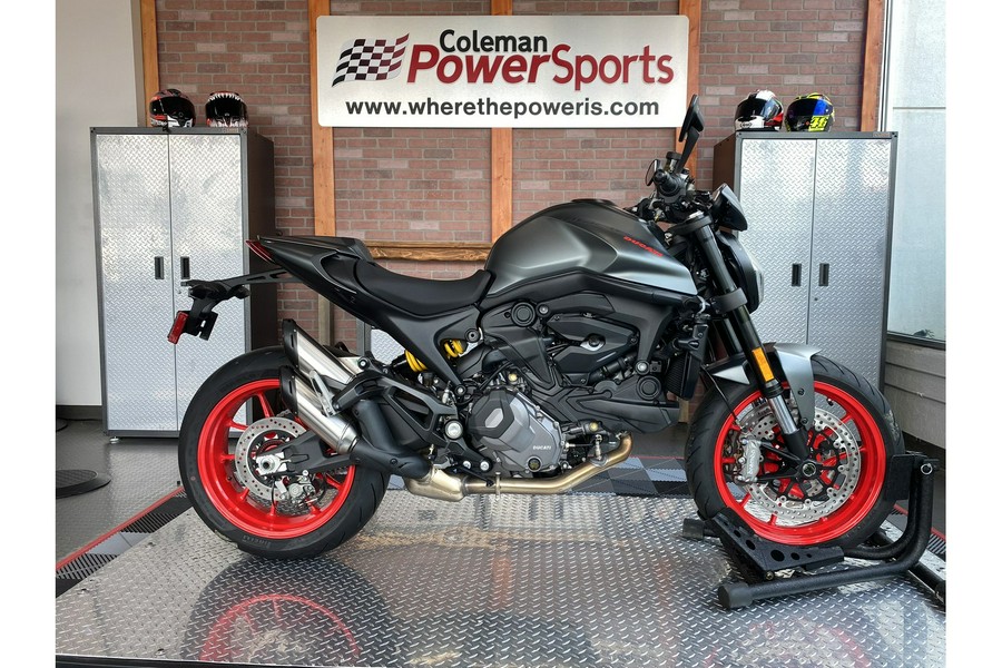 2024 Ducati Monster Plus