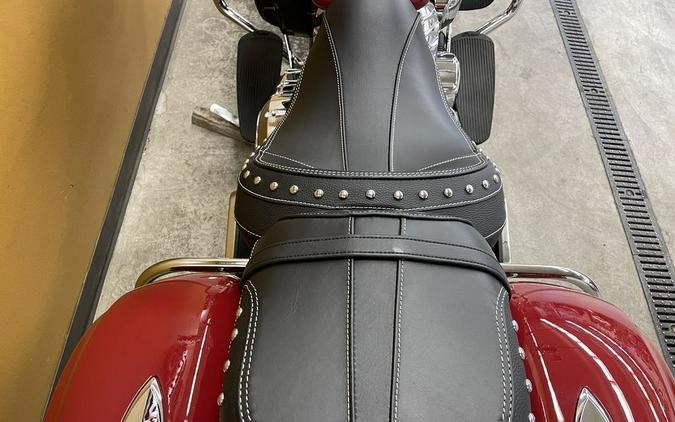 2016 Indian Motorcycle® Springfield™ Indian Motorcycle® Red