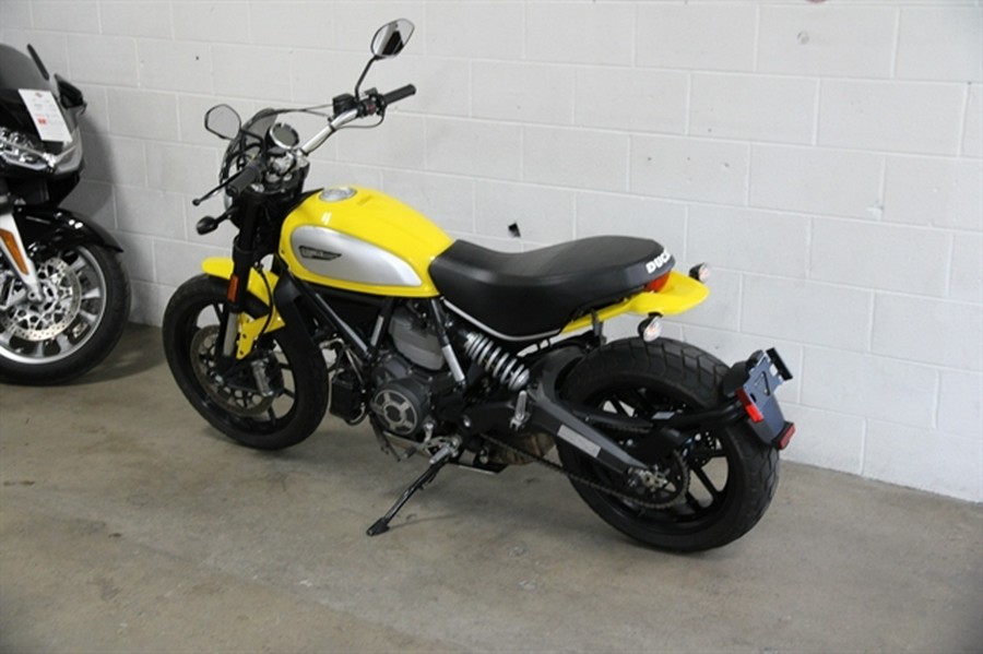 2015 DUCATI SCRAMBLER 800 ICON