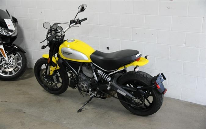 2015 DUCATI SCRAMBLER 800 ICON