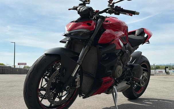 2024 Ducati Streetfighter V4