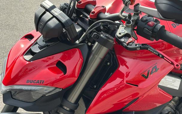 2024 Ducati Streetfighter V4