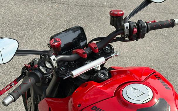 2024 Ducati Streetfighter V4