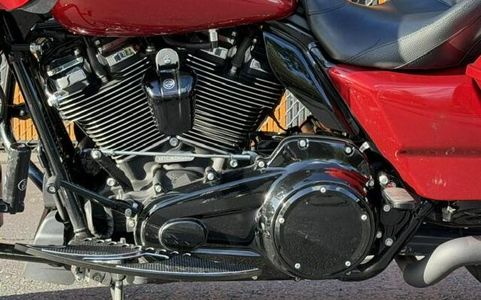 2018 Harley-Davidson Road Glide Special Wicked Red